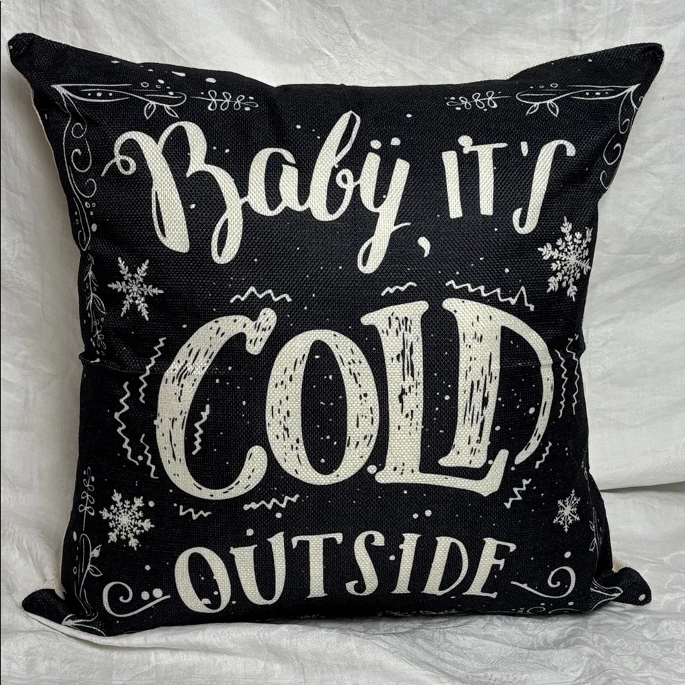 Black/White Decorative Accent Pillows/Set of 4